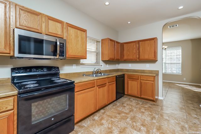 8611 TIOGA PASS, Helotes, TX 78023