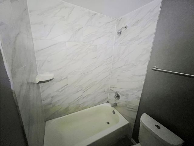 1733 Greenfield Avenue, Fort Worth, TX 76102