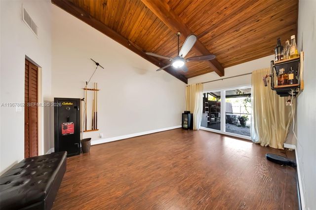 10341 Orange Ct, Pembroke Pines, FL 33026