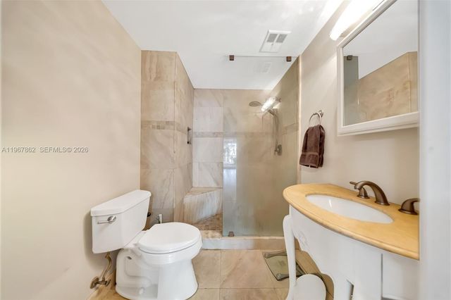 10341 Orange Ct, Pembroke Pines, FL 33026