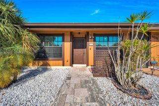 10341 Orange Ct, Pembroke Pines, FL 33026