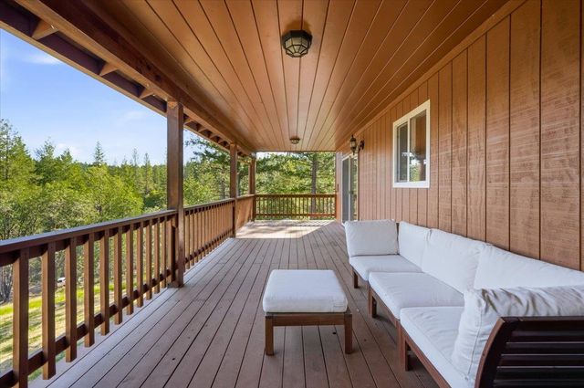 13871 Green Haven Ln, Grass Valley, CA 95945