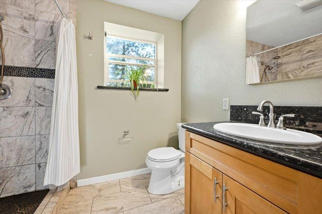 13871 Green Haven Ln, Grass Valley, CA 95945