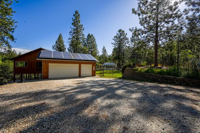 13871 Green Haven Ln, Grass Valley, CA 95945