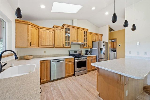 13871 Green Haven Ln, Grass Valley, CA 95945