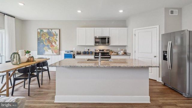 6 DEL RAY ROAD, Egg Harbor Township, NJ 08234