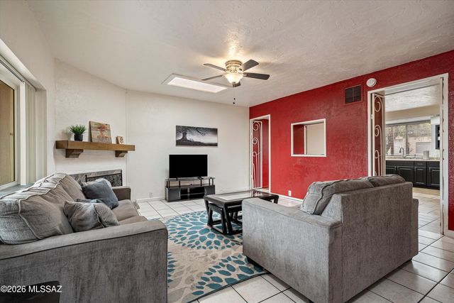 2619 E Prince Road, Tucson, AZ 85716