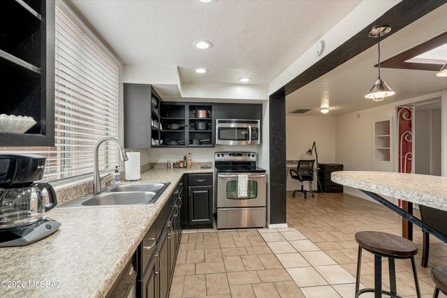 2619 E Prince Road, Tucson, AZ 85716