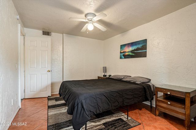 2619 E Prince Road, Tucson, AZ 85716