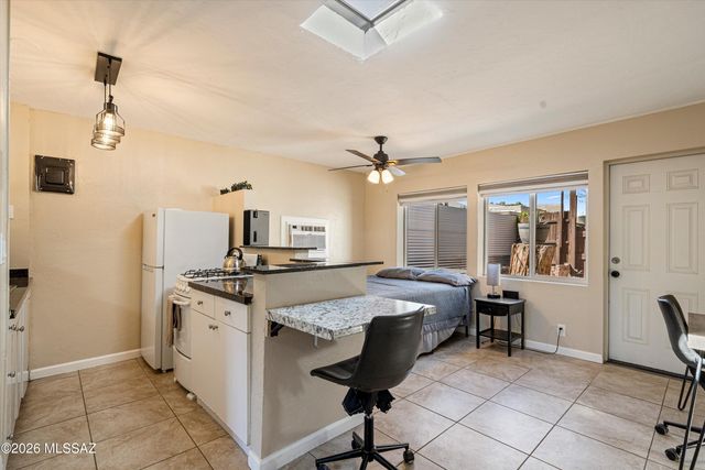 2619 E Prince Road, Tucson, AZ 85716