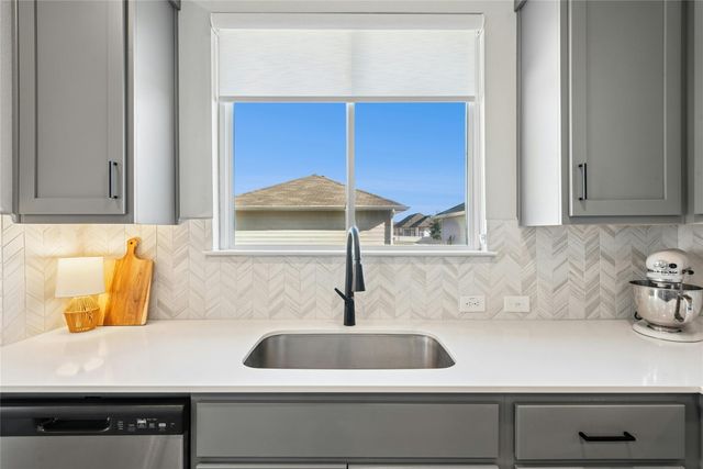 212 Catalina DR, Kyle, TX 78640