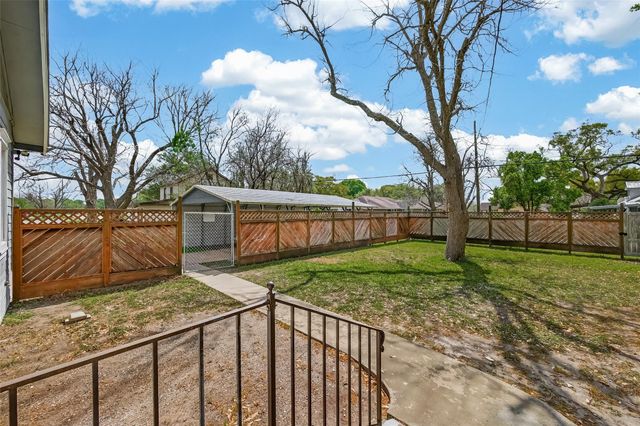 2508 6th Street, Bay City, TX 77414