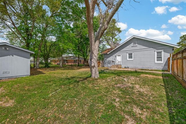 2508 6th Street, Bay City, TX 77414