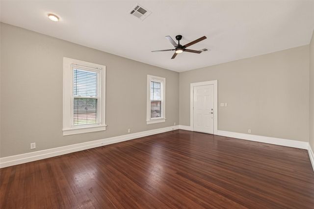 2508 6th Street, Bay City, TX 77414