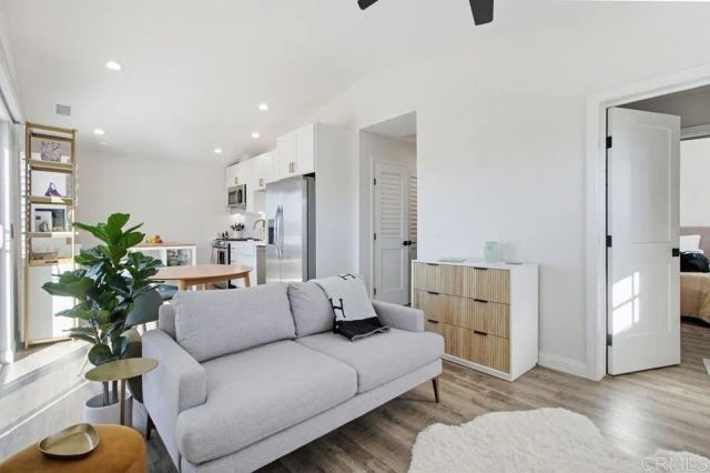 3522 Adams Street, Carlsbad, CA 92008