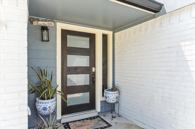 813 W Galveston Street, League City, TX 77573