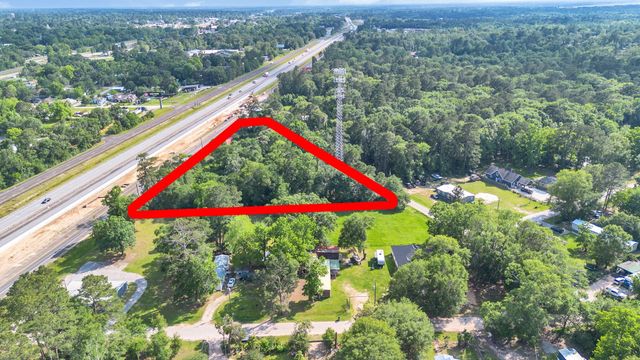2101 N Blair Avenue, Cleveland, TX 77328