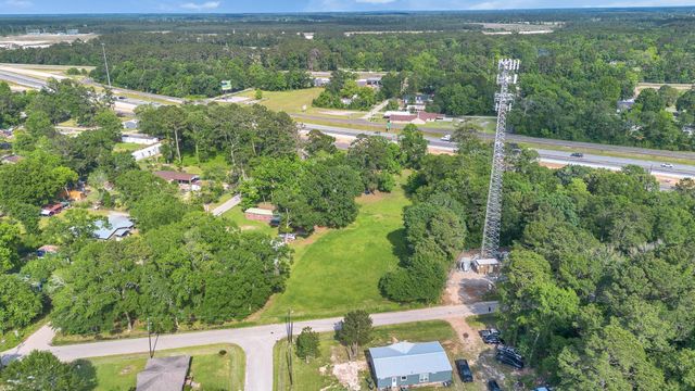 2101 N Blair Avenue, Cleveland, TX 77328