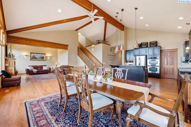 620 SE Edge Knoll Drive, Pullman, WA 99163