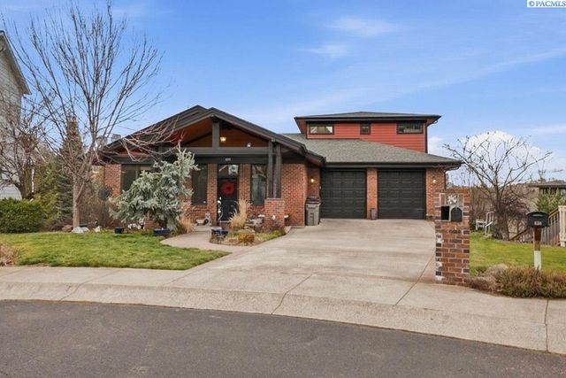 620 SE Edge Knoll Drive, Pullman, WA 99163