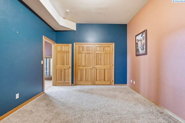 620 SE Edge Knoll Drive, Pullman, WA 99163