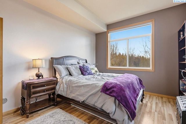 620 SE Edge Knoll Drive, Pullman, WA 99163