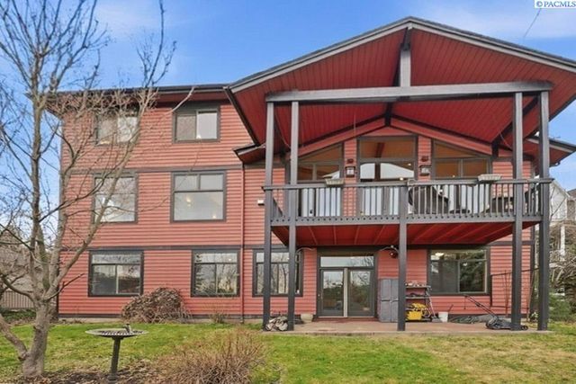 620 SE Edge Knoll Drive, Pullman, WA 99163