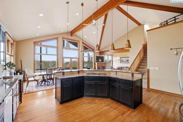 620 SE Edge Knoll Drive, Pullman, WA 99163