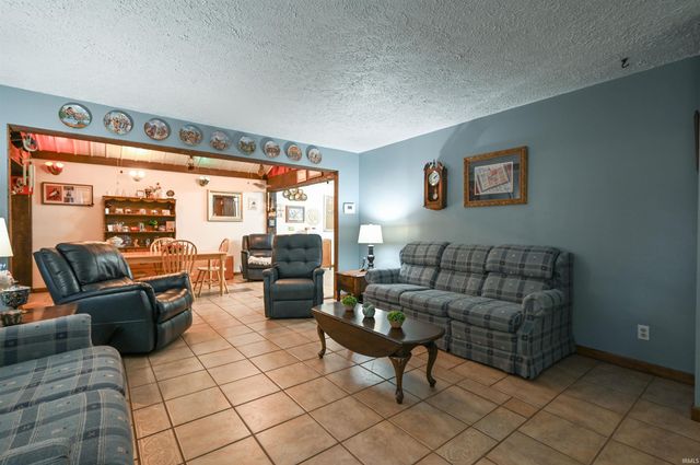 813 TOMAHAWK Boulevard, Kokomo, IN 46902