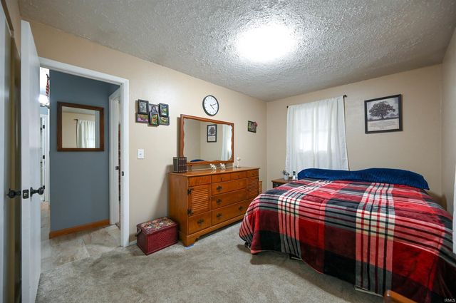 813 TOMAHAWK Boulevard, Kokomo, IN 46902