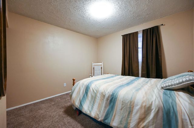 813 TOMAHAWK Boulevard, Kokomo, IN 46902