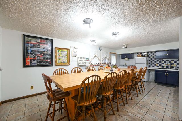 813 TOMAHAWK Boulevard, Kokomo, IN 46902