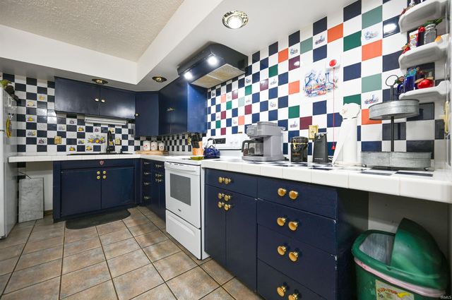 813 TOMAHAWK Boulevard, Kokomo, IN 46902