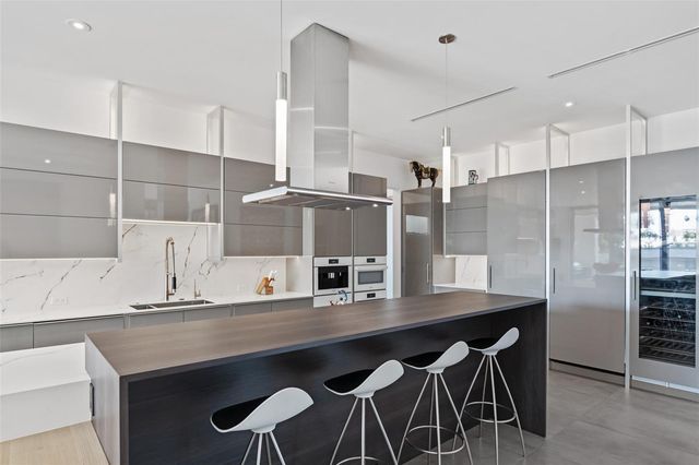 1365 HARBOR DRIVE, Sarasota, FL 34239