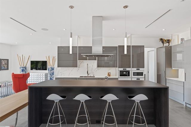 1365 HARBOR DRIVE, Sarasota, FL 34239