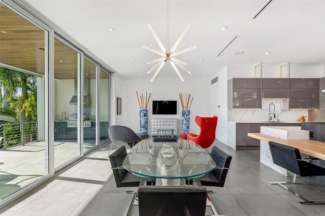 1365 HARBOR DRIVE, Sarasota, FL 34239