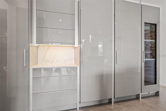 1365 HARBOR DRIVE, Sarasota, FL 34239