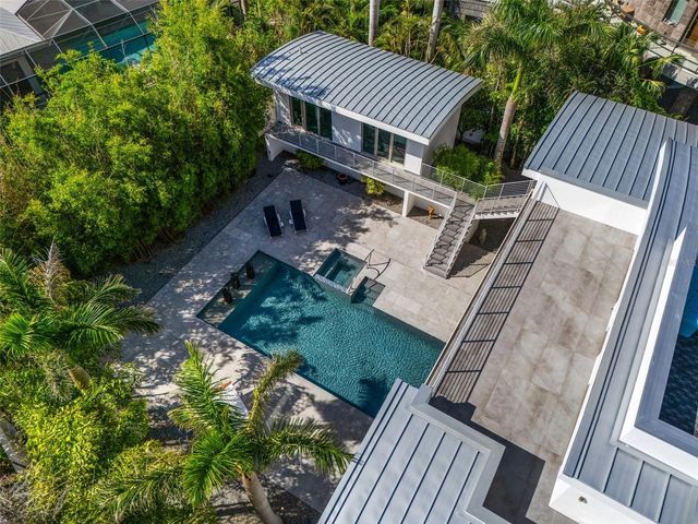 1365 HARBOR DRIVE, Sarasota, FL 34239