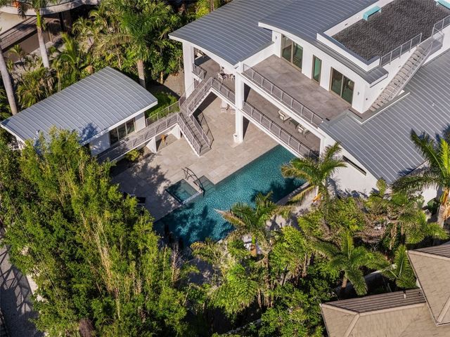 1365 HARBOR DRIVE, Sarasota, FL 34239