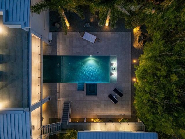 1365 HARBOR DRIVE, Sarasota, FL 34239