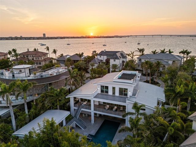 1365 HARBOR DRIVE, Sarasota, FL 34239