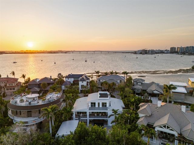 1365 HARBOR DRIVE, Sarasota, FL 34239