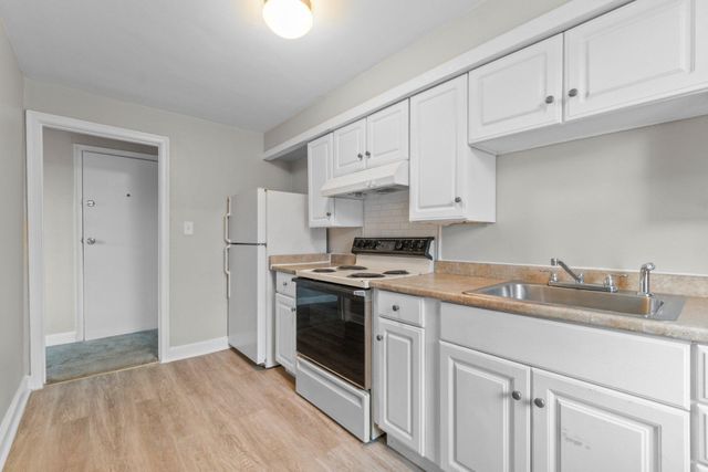 617 DELAWARE AVE, Essex, MD 21221