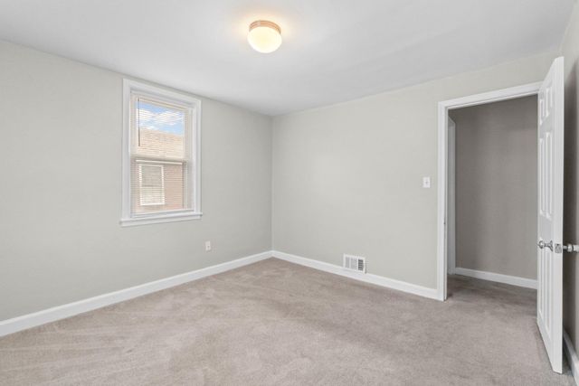 617 DELAWARE AVE, Essex, MD 21221
