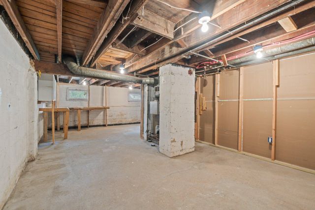 617 DELAWARE AVE, Essex, MD 21221