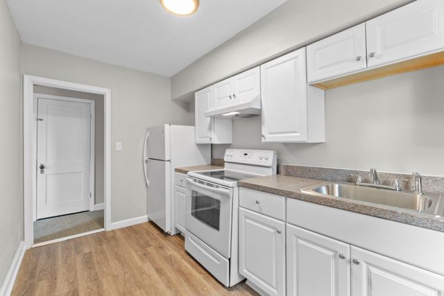 617 DELAWARE AVE, Essex, MD 21221