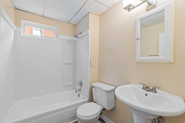 617 DELAWARE AVE, Essex, MD 21221