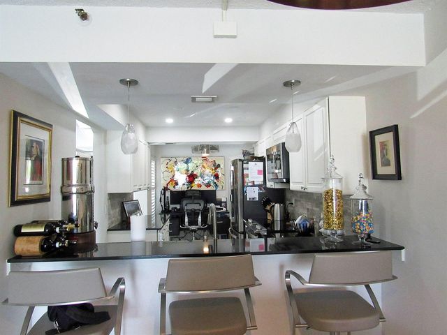 21 Royal Palm Way 2020, Boca Raton, FL 33432