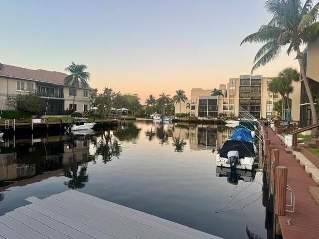 21 Royal Palm Way 2020, Boca Raton, FL 33432