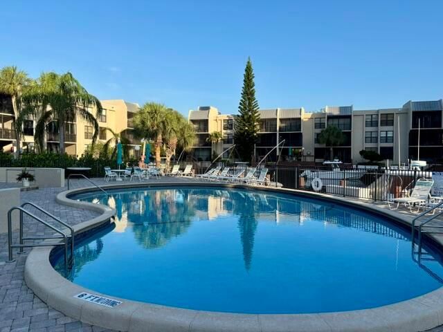21 Royal Palm Way 2020, Boca Raton, FL 33432